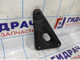 Кронштейн передней балки правый Opel Astra H 90498747.