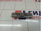 Плафон салонный Opel Astra H 13101641