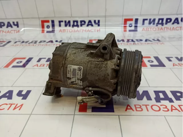 Компрессор кондиционера Opel Astra H 13286085