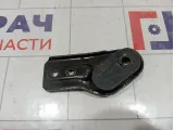 Кронштейн радиатора правый Opel Astra (H) 13153540
