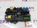 Блок предохранителей Opel Astra (H) 94700787