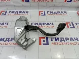 Педаль тормоза Opel Astra (H) 5560328