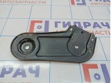 Кронштейн правый Opel Astra J 13266388.
