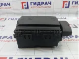 Блок предохранителей Opel Astra (J) 13343982