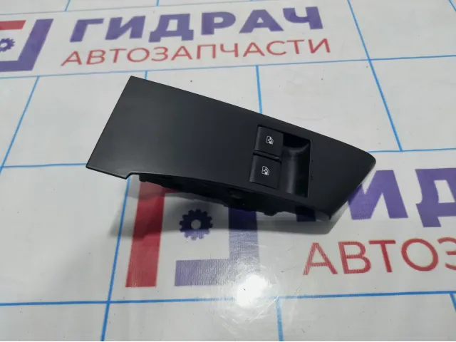 Блок управления стеклоподъемниками Opel Astra (J) 13305978.