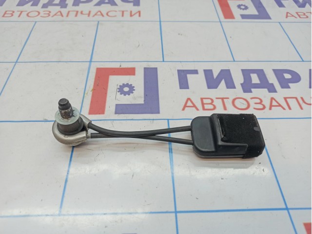 Ответная часть ремня безопасности Opel Corsa (D) 13240226. Передняя.