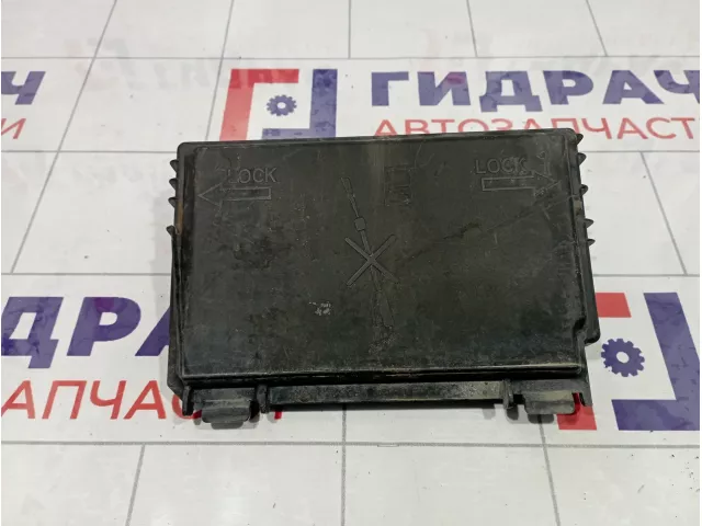 Крышка блока предохранителей Opel Corsa D 13246936