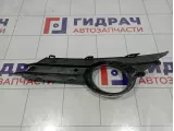 Решетка в бампер правая Opel Corsa D 6400635