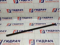 Уплотнитель стекла переднего правого Opel Corsa D 5154222