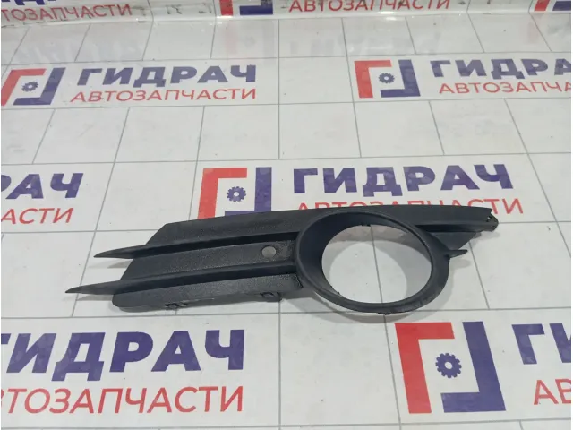 Решетка бампера передняя левая Opel Corsa 13211478