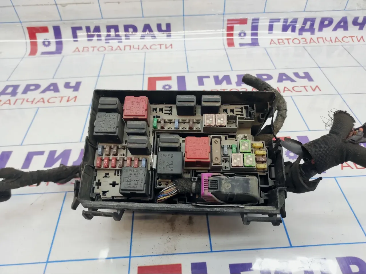 Опель Корса Блок Предохранителей