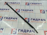 Накладка стекла переднего правого Opel Corsa D 13188939