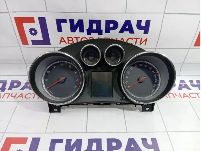 Панель приборов Opel Insignia 1256817