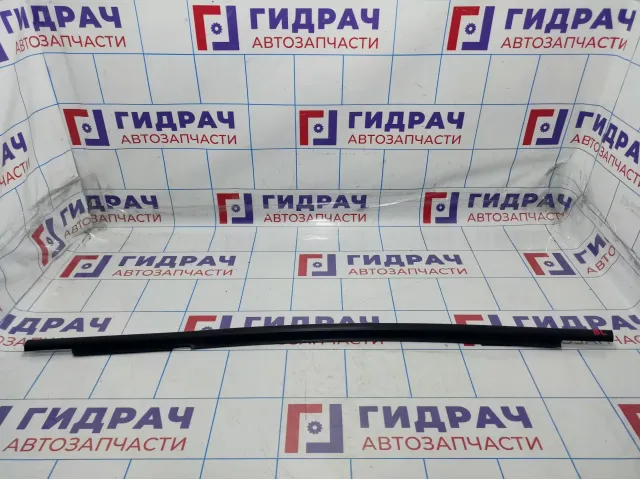 Накладка стекла заднего левого Opel Zafira B 5154119