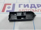 Кнопка стеклоподъемника передняя правая Opel Zafira B 13228709