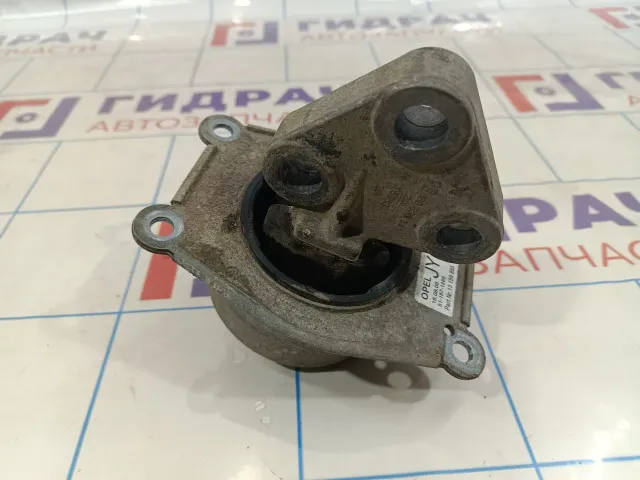 Опора двигателя левая Opel Zafira B 5684653