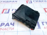 Крышка блока предохранителей Volkswagen Passat CC 1K0937132G