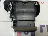 Дефлектор воздушный правый Peugeot 301 96772870ZD