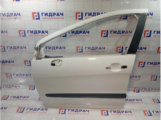 Дверь передняя левая Peugeot 308 9002AW