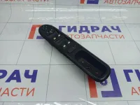 Блок управления стеклоподъемниками Peugeot 407 6554ER