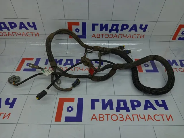 Клемма аккумулятора плюс Peugeot 407