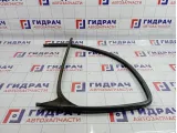 Уплотнитель стекла двери правый Peugeot Partner