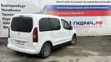 Кулак поворотный передний правый Peugeot Partner 364796