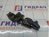 Ответная часть замка багажника Land Rover Range Rover Sport (L320) FQQ500090