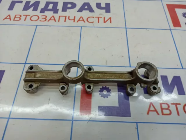 Крышка балансирного вала Land Rover Range Rover Sport (L320) 8W936L257AF