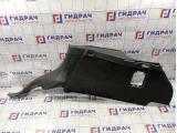 Обшивка багажника правая Land Rover Range Rover Sport (L320) LR018000