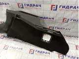 Обшивка багажника правая Land Rover Range Rover Sport (L320) LR018000