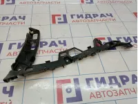 Кронштейн заднего бампера правый Land Rover Range Rover Sport (L320) LR015110