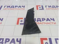 Накладка двери задней правой Renault Arkana 822348584R