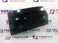 Стекло двери задней левой Renault Arkana 823015249R