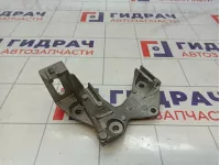 Кронштейн генератора Renault Arkana 117102094R