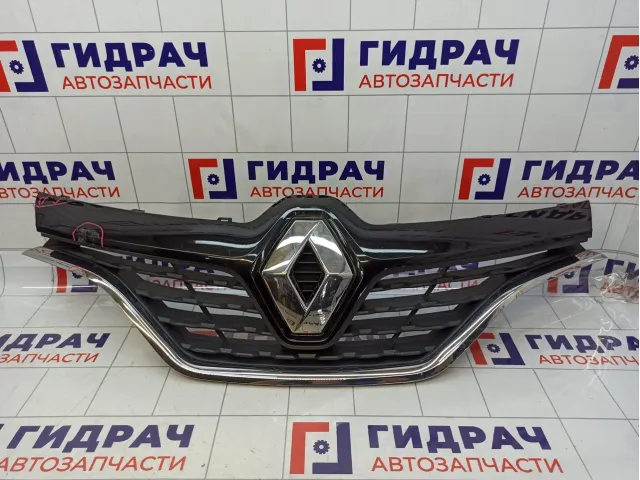 Решетка радиатора Renault Kaptur 623109428R