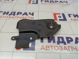 Кронштейн передней балки левый Renault Kaptur 8200823809