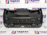 Обшивка двери багажника Renault Kaptur 909000909R