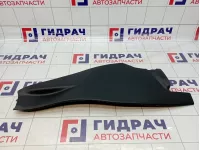 Накладка центральной консоли правая Renault Kaptur 689317116R