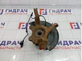 Кулак поворотный передний правый Renault Duster 8200881829