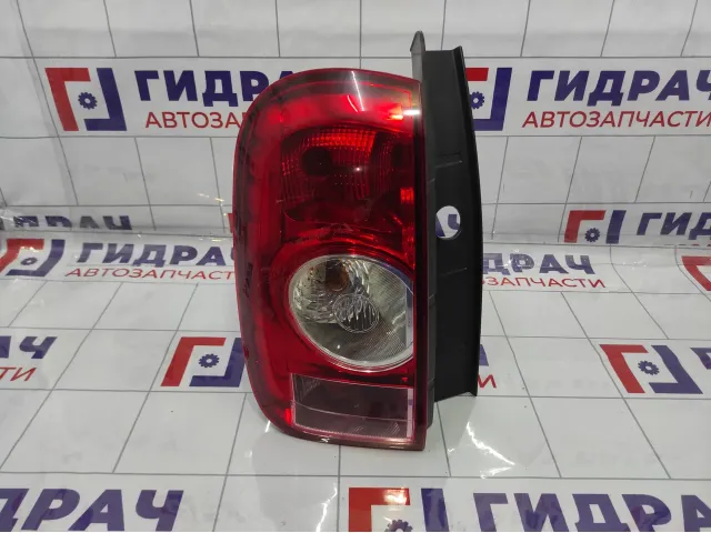 Фонарь задний левый Renault Duster 265550035R