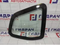 Стекло кузовное глухое правое Renault Duster 833066196R