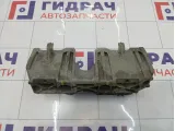 Кронштейн впускного коллектора Renault Duster 175B16092R