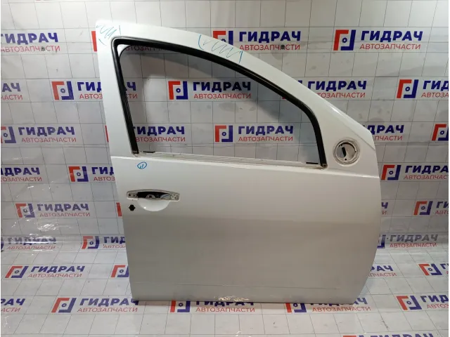 Дверь передняя правая Renault Duster 801006719R