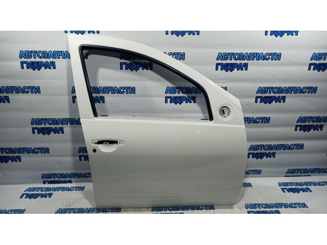 Дверь передняя правая Renault Duster 801006719R. Красилась.