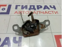 Замок капота Renault Duster 656010017R