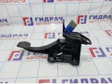 Педаль сцепления Renault Duster (HS) 465039034R