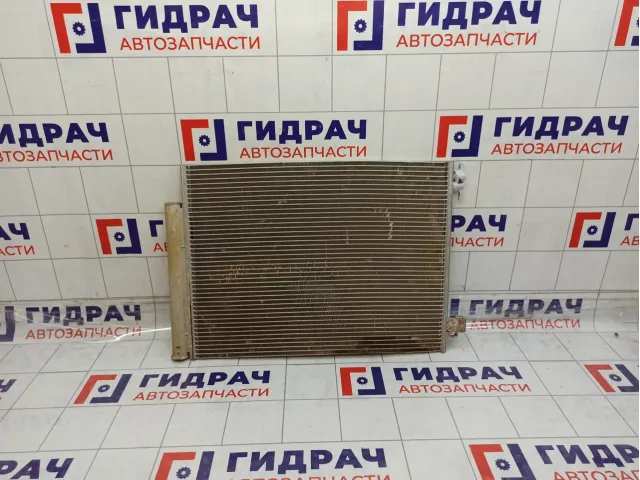 Радиатор кондиционера Renault Duster 921006454R