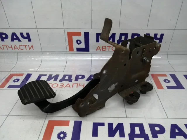 Педаль тормоза Renault Fluence 465010021R