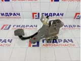 Педаль тормоза Renault Fluence 465010021R